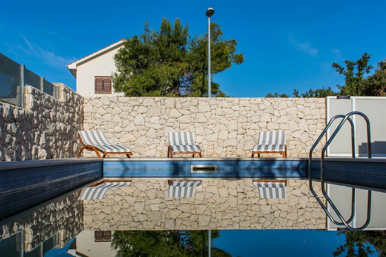 Villa Vesa Севид Екстериор снимка