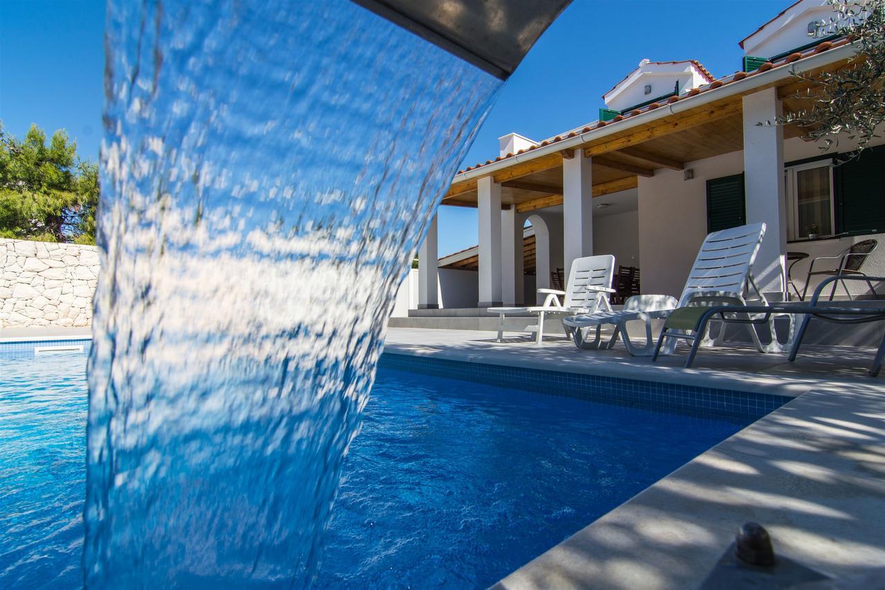 Villa Vesa Севид Екстериор снимка